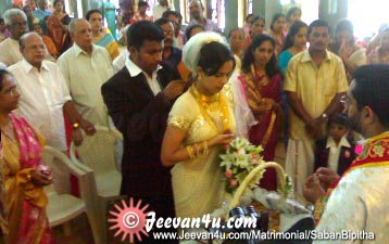 Saban Bipitha wedding photo album thalikkettu
